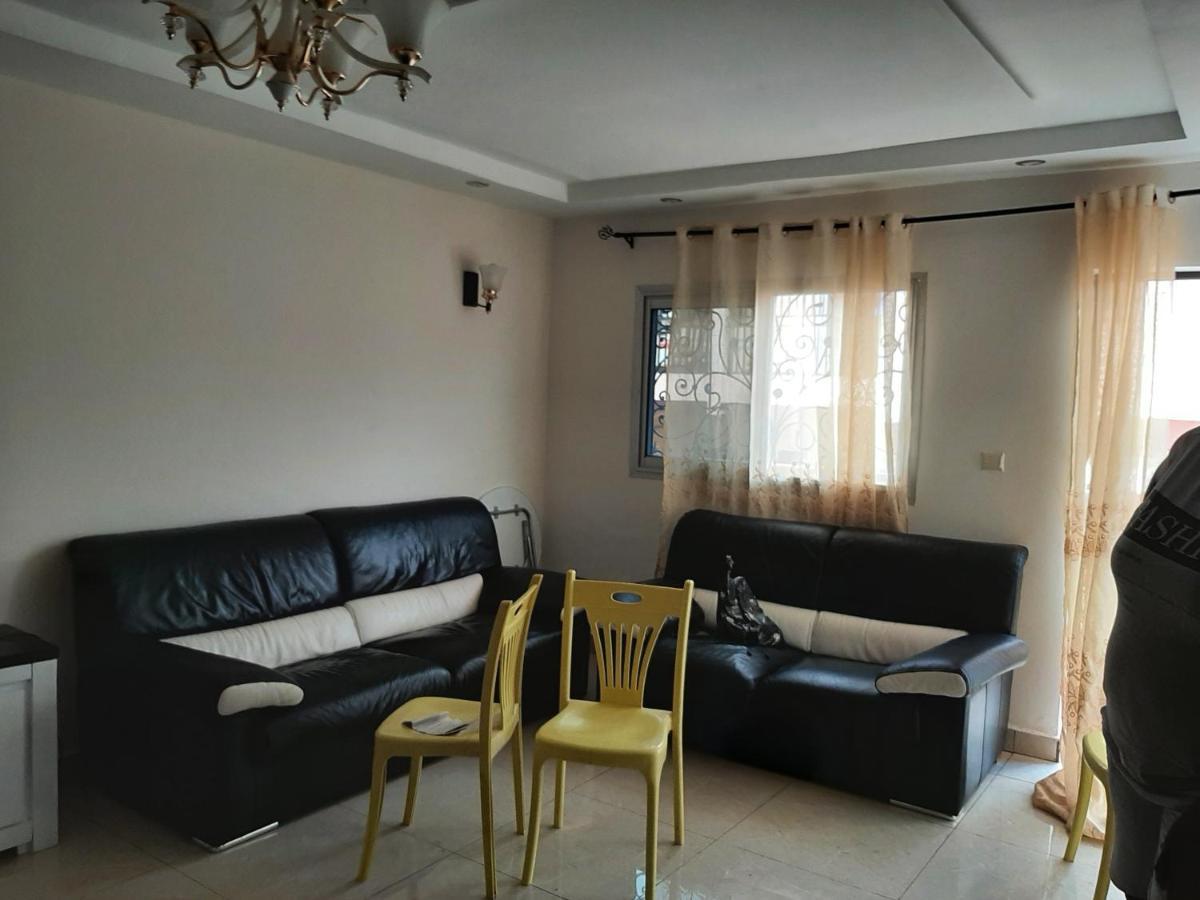 Ferienwohnung Signorile Jo Yaoundé Exterior foto